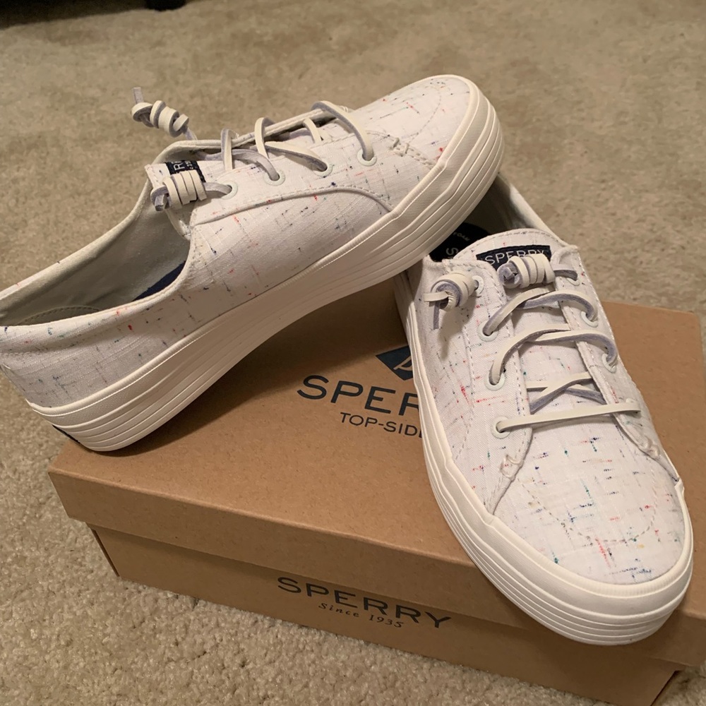 NIB Playful birthday cake confetti design, Sperry sneakers SZ 9 M. NIB